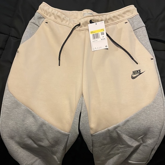 Nike Tech Fleece Pants Men’s Small - Picture 2 of 6